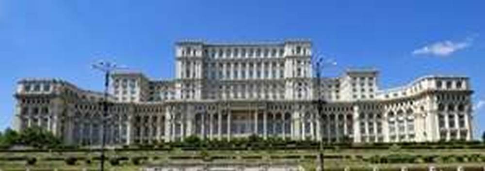 USR îi cere preşedintelui Iohannis să retrimită Legile Educaţiei în Parlament