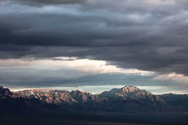 Revista ştiinţifică Nature publică o lucrare despre Pangu Weather, sistemul Huawei CLOUD de prognoză meteo, bazat pe AI