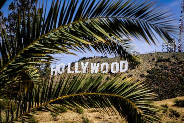 Hollywood-ul, paralizat de greve