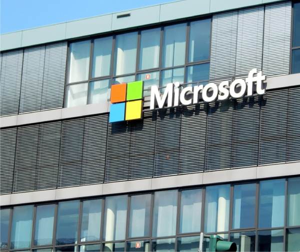 TradeVille: Previziunile Microsoft trezesc la realitate investitorii