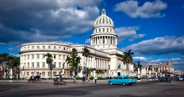 Havana a descoperit o reţea de trafic prin care cubanezii erau duşi să lupte alături de ruşi în Ucraina