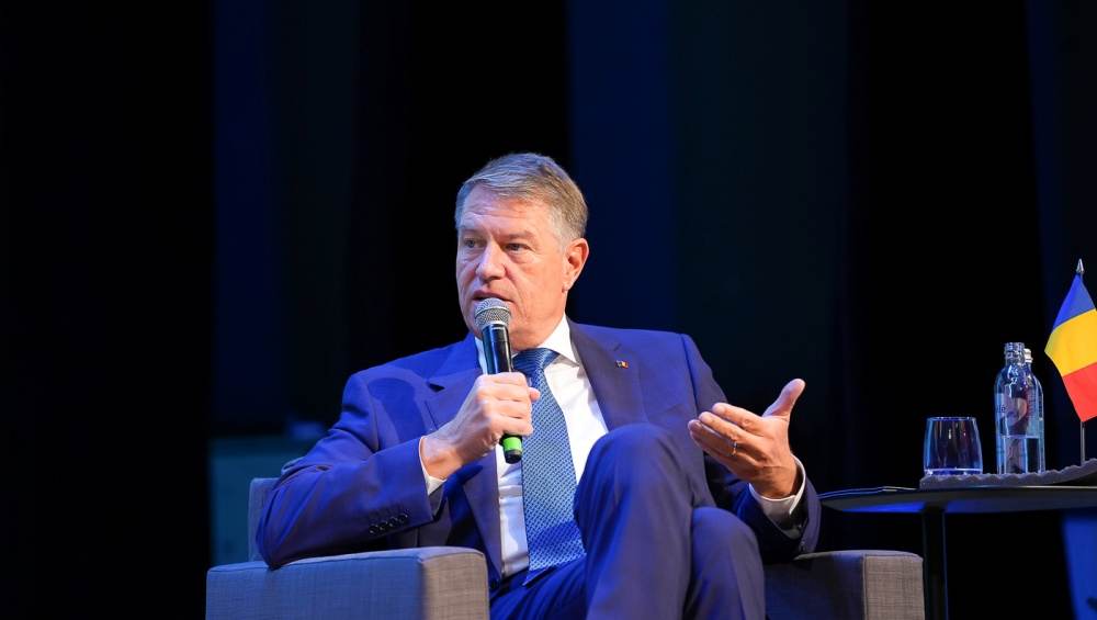 Klaus Iohannis: "Tragedia de la Crevedia a reprezentat o încercare teribilă pentru pompierii noştri"