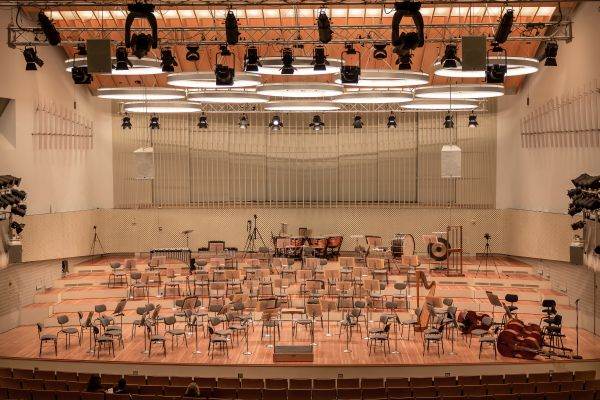 Orchestra Musicians threaten strike at the philharmonic