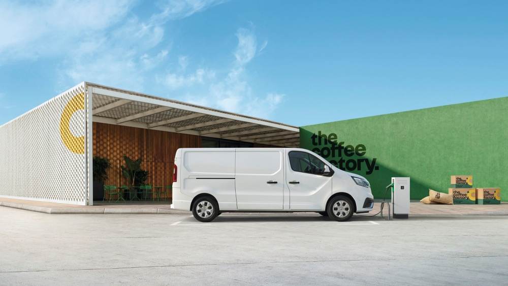 Renault lansează noul Trafic Van E-Tech electric