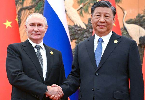 Vladimir Putin şi Xi Jinping, la Beijing. (Sursa foto: en.kremlin.ru. Autor: Sergey Guneev RIA Novosti)