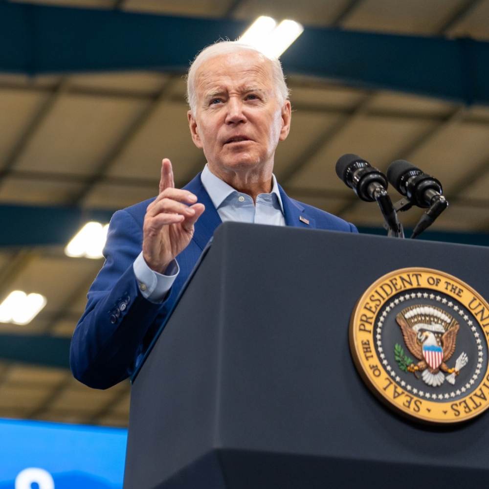 Media: "Biden a promulgat legea privind politica de apărare, care prevede un buget-record de 886 de miliarde de dolari"