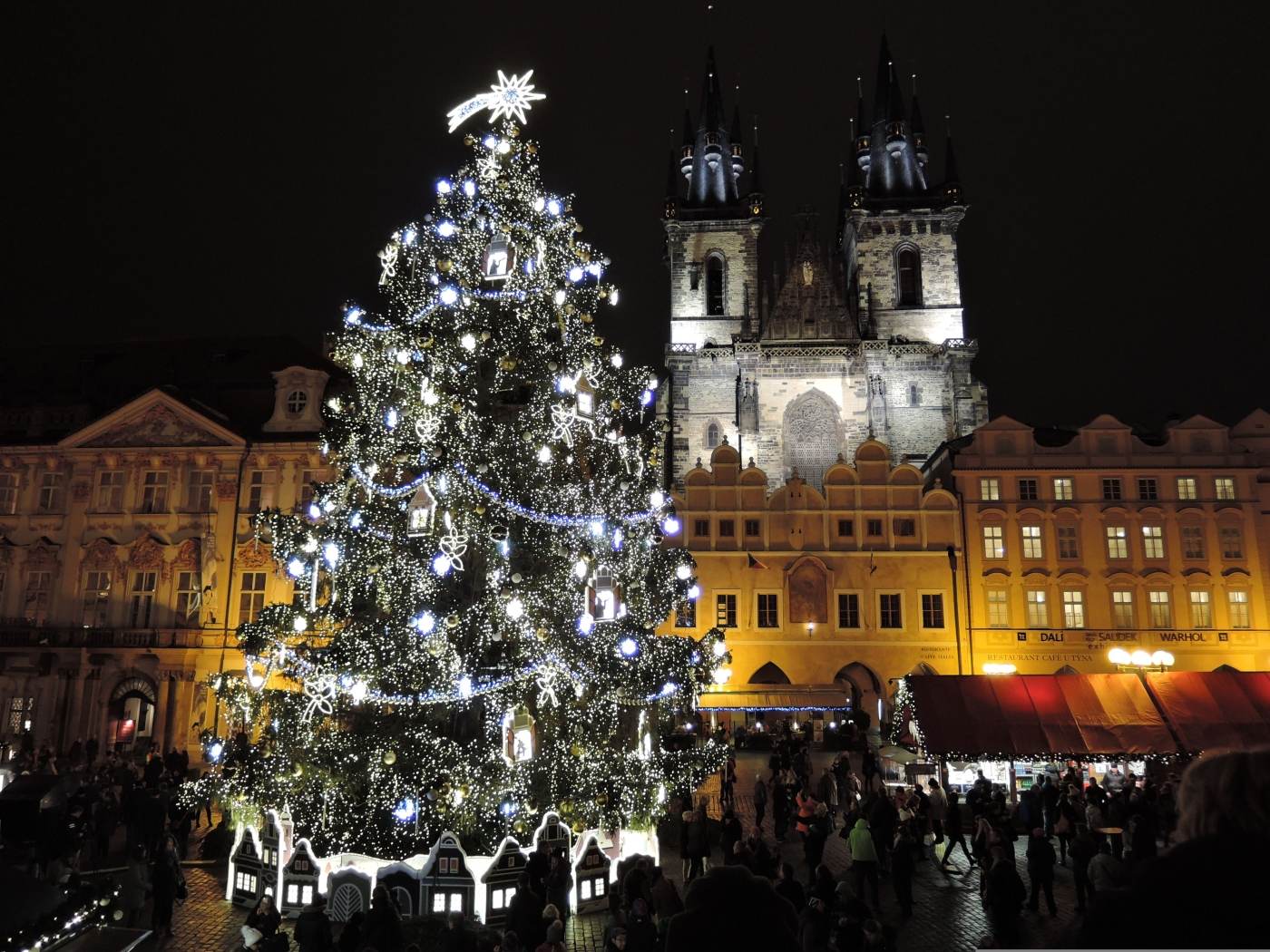 Târg Crăciun Praga: O halbă cu Moşul