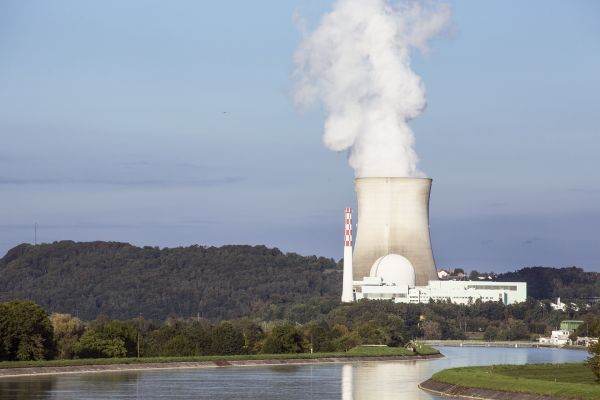 Reuters: Cea mai mare centrală nucleară din lume, aflată în Japonia reia procesul de repornire