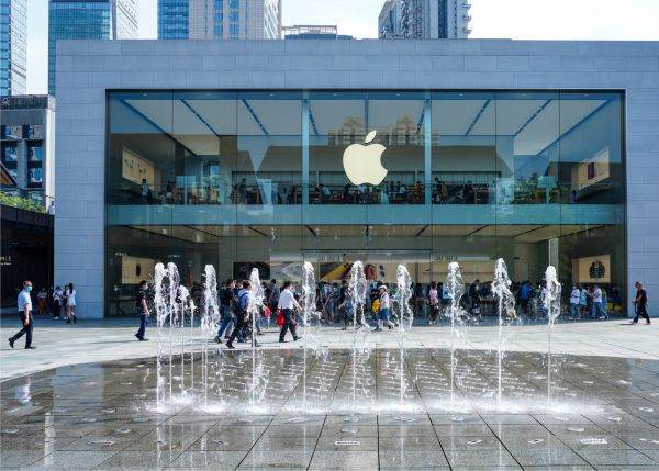 Media: Apple a plătit o amendă de 13,65 milioane de dolari în Rusia