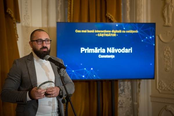 Gala Regista 2024: Punctul de start în parteneriatul dintre mediul privat şi stat pentru digitalizarea eficientă a României