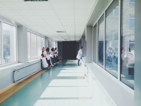 Finanţare PNRR pentru trei unităţi medicale din Galaţi