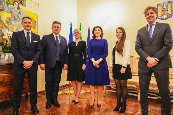 Confindustria lansează proiectul "Vino acasă"