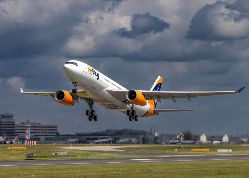 HiSky: Primul zbor direct către SUA, după 20 de ani, a decolat de pe aeroportul Otopeni