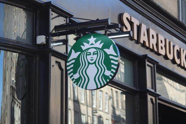 TradeVille: Starbucks Corporation - rezultate sub aşteptări