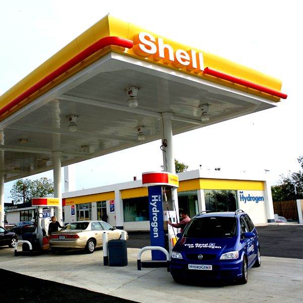 CNBC: Shell va înregistra o depreciere a activelor de până la 2 miliarde de dolari din partea fabricilor din Rotterdam, Singapore