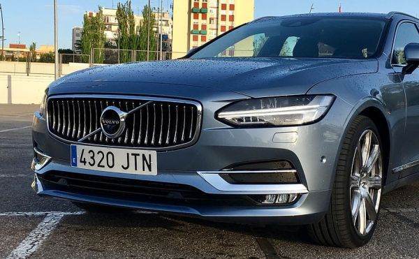 Reuters: Volvo Cars dă vina pe tarifele UE pentru reducerea previziunilor sale de vânzări pentru 2024