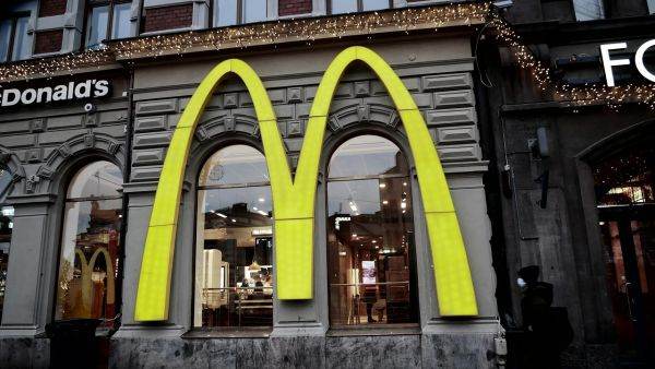 TradeVille: Rezultatele McDonald's, afectate de reducerea cheltuielilor consumatorilor