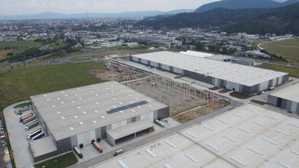 VAT România demarează construcţia viitoarei fabrici pentru operaţiunile sale din VGP Park Arad