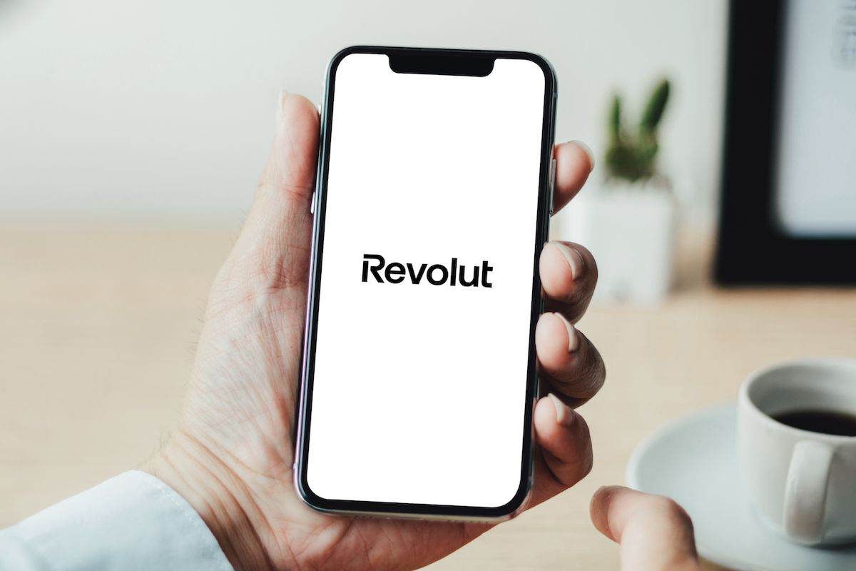 Revolut Bank actualizează IBAN-urile locale pentru cei peste 4 milioane de clienţi români 