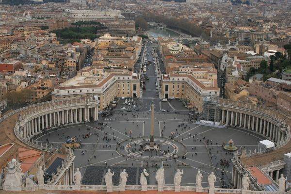 Vaticanul, acorduri istorice 