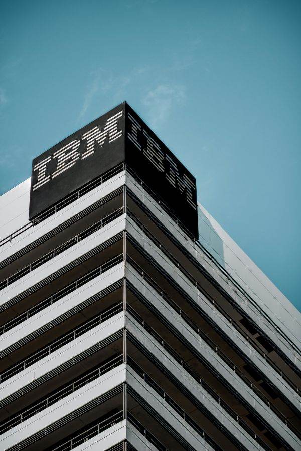 TradeVille: IBM - prima corecţie după mult timp