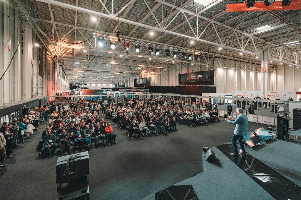 GoTech World a găzduit prima ediţie a The Smart Home Summit