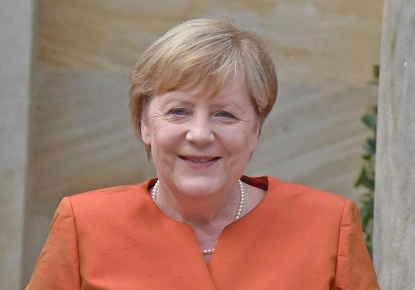 Angela Merkel este "profund îngrijorată" de rolul lui Elon Musk în administraţia americană