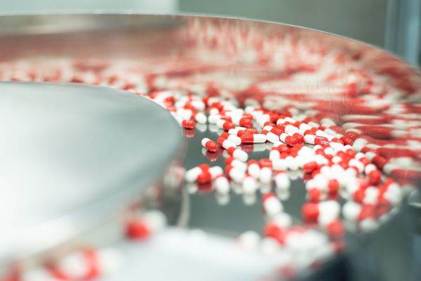 Comisia SANT, noua ţintă a lobby-ului exercitat de giganţii din industria pharma?