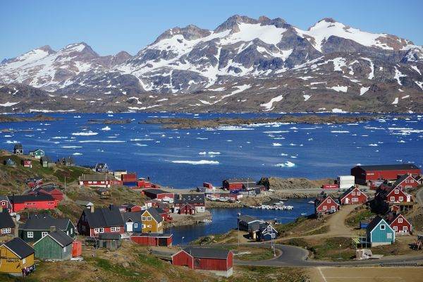 Donald Trump has called Greenland a strategic priority for the US, arguing that the island would play a crucial role in monitoring Russian and Chinese military activities in the Arctic. He has also stressed the importance of the island's natural resources, including deposits of rare minerals used in the manufacture of advanced technological devices.