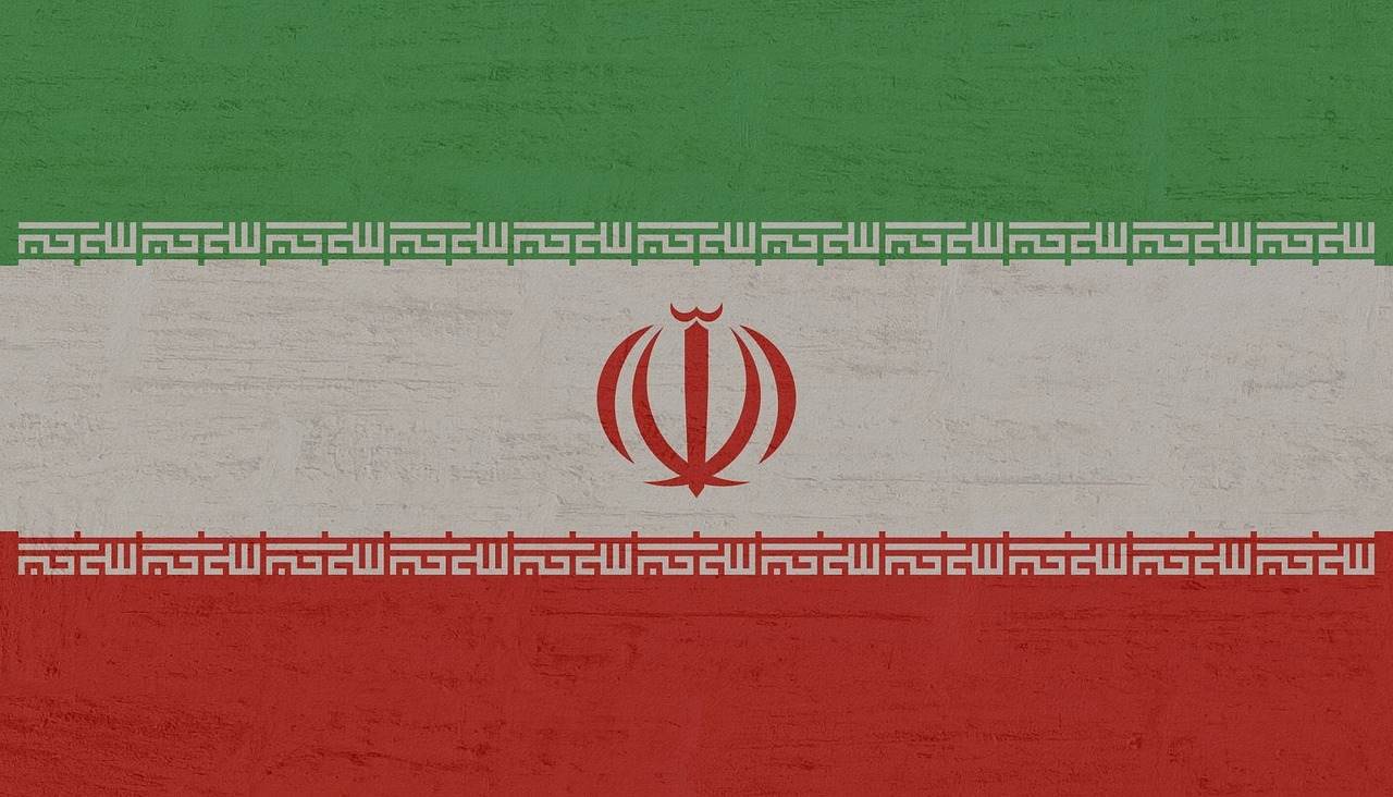 Iranul a desfăşurat manevre militare lângă instalaţiile nucleare