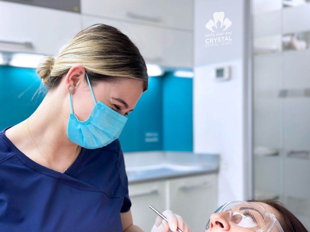 Cifra de afaceri a Crystal Dental Clinic, în creştere cu 60%