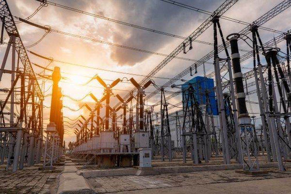 AEI: ANRE nu a pregătit corespunzător liberalizarea pieţei de energie electrică şi propune vouchere ca soluţie de compromis