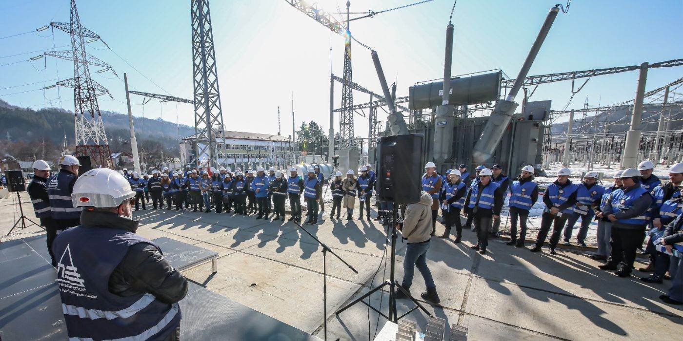 Transelectrica a inaugurat staţia de transformare 400 kV Arefu