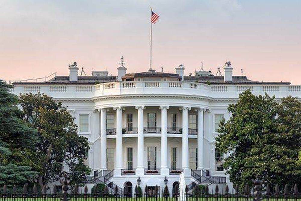 Casa Albă trebuie să desemneze un "preşedinte de rezervă" în timpul discursului lui Donald Trump în Congres