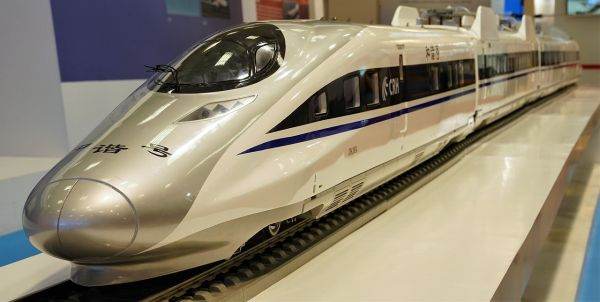 Beijing tests world's fastest train