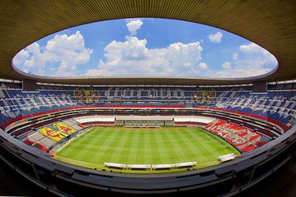 Photo souce: https://www.estadioazteca.com.mx/en/timeline/la-construccion-del-futuro/