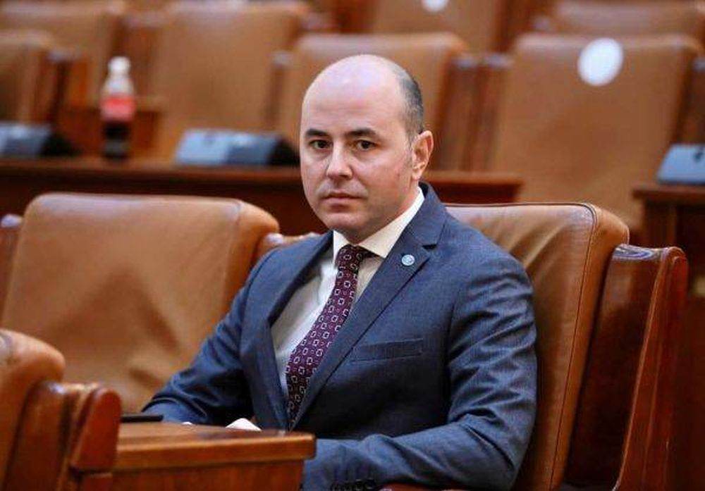 Alexandru Muraru (PNL): În timp ce George Simion se prefăcea că îl susţine pe Călin Georgescu, strângea în secret semnături pentru propria candidatură la prezidenţiale 