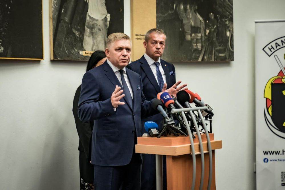 Acuzaţii de terorism împotriva atacatorului premierului Fico