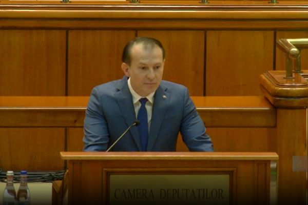 Florin Cîţu, demis din funcţia de premier