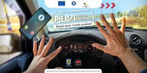 Poliţia Română lansează campania de educaţie rutieră vizând neatenţia la volan