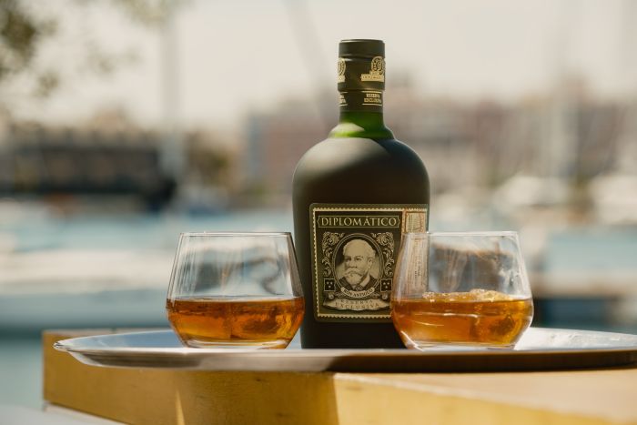 Diplomatico, Inima Romului